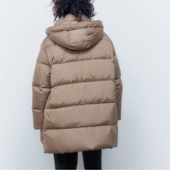 SOLD** Zara water repellent and wind protection down coat - Picture 3 of 11